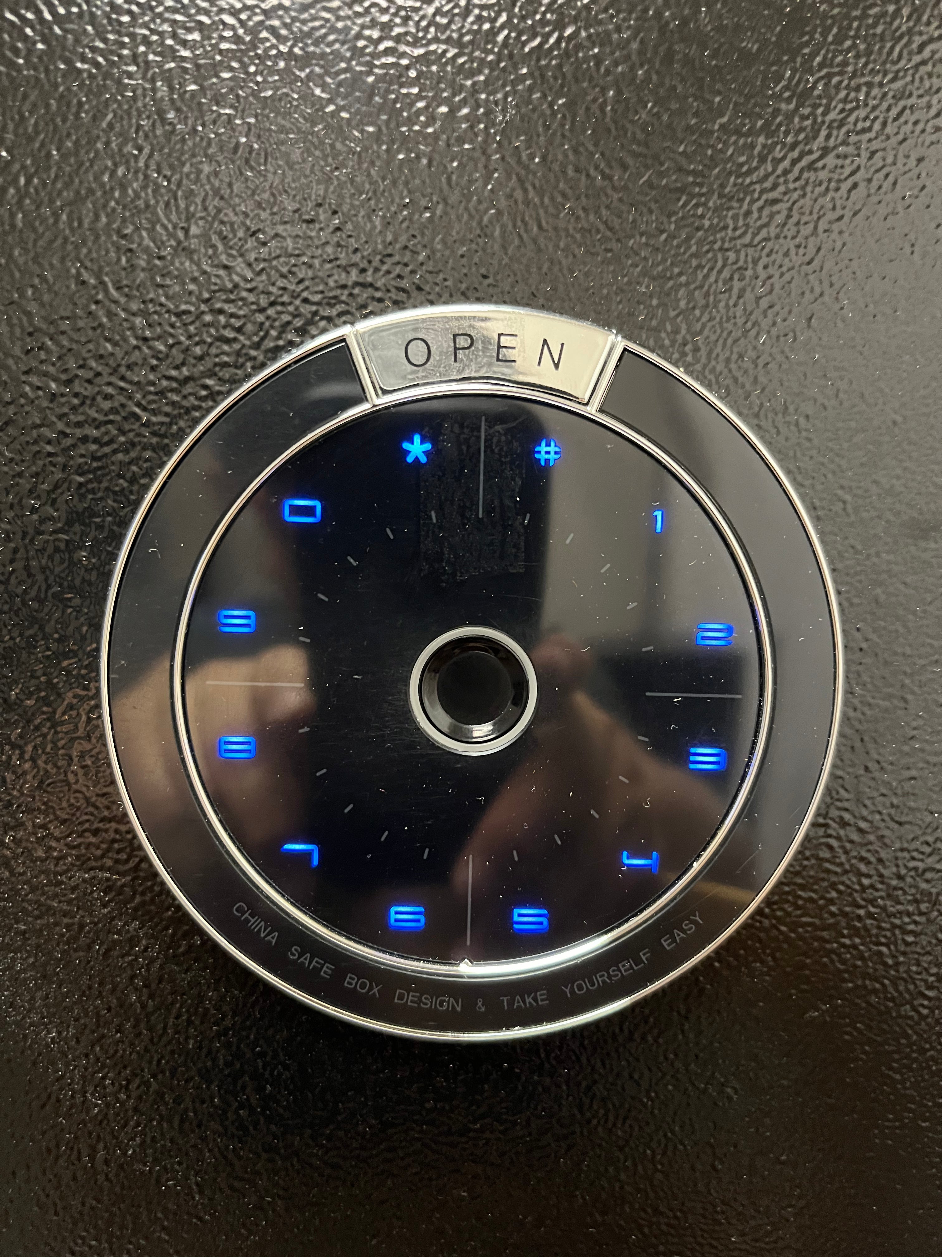 Southeastern Biometric Fingerprint Touchscreen Keypad Lock Security Home Safe
