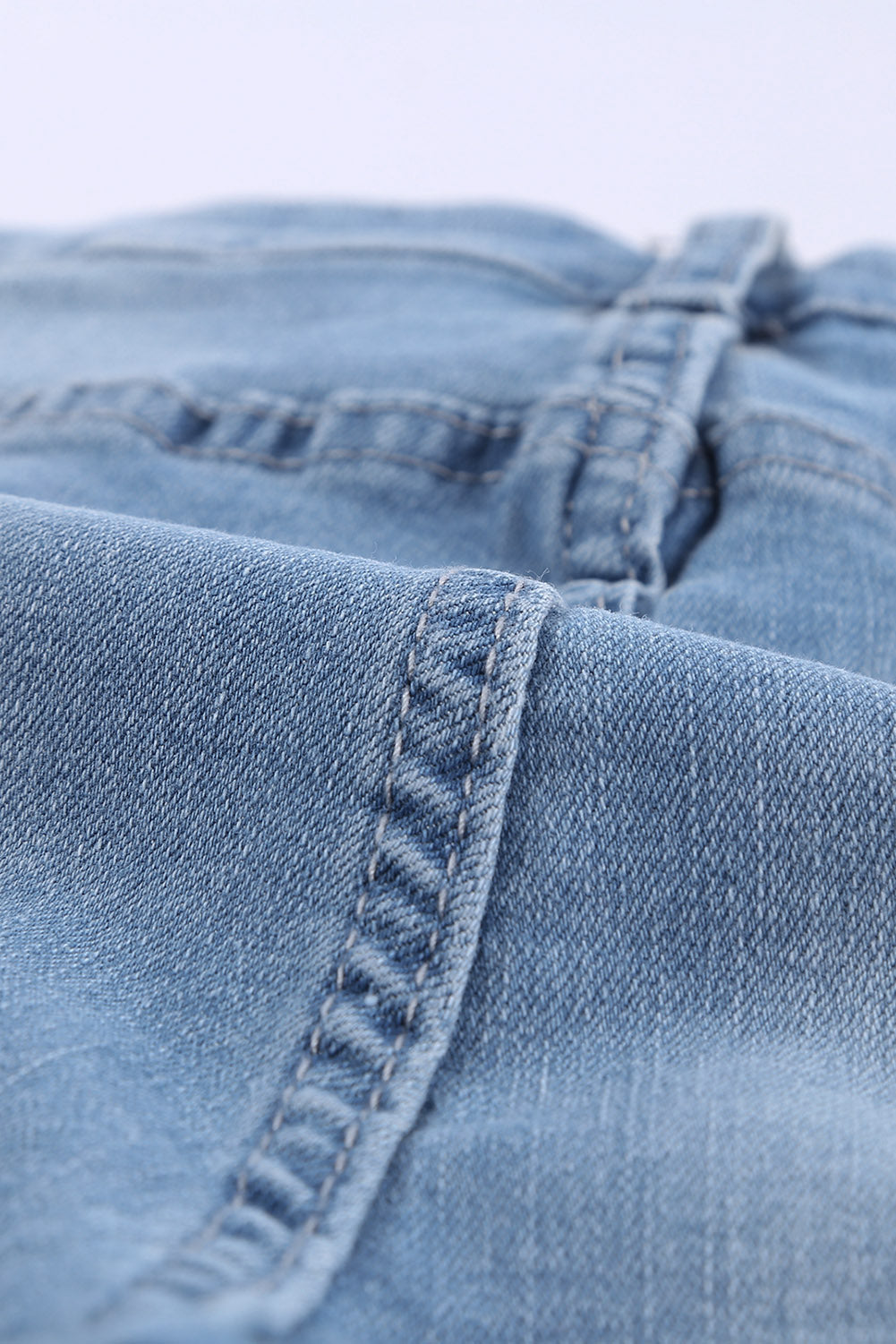 Fashionable Distressed Denim Shorts, Frayed Hem