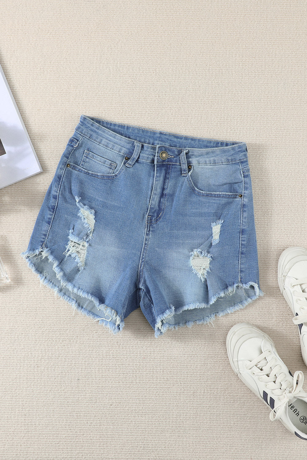 Fashionable Distressed Denim Shorts, Frayed Hem