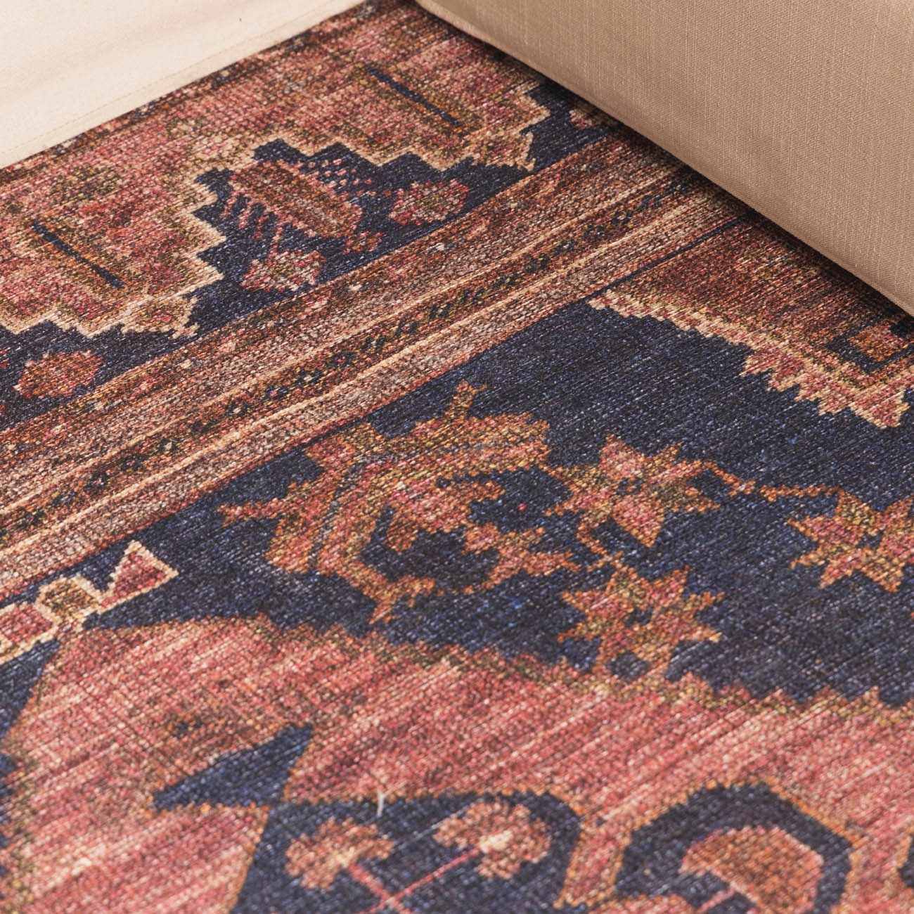 Alfombra lavable de pelo plano vintage Malamote