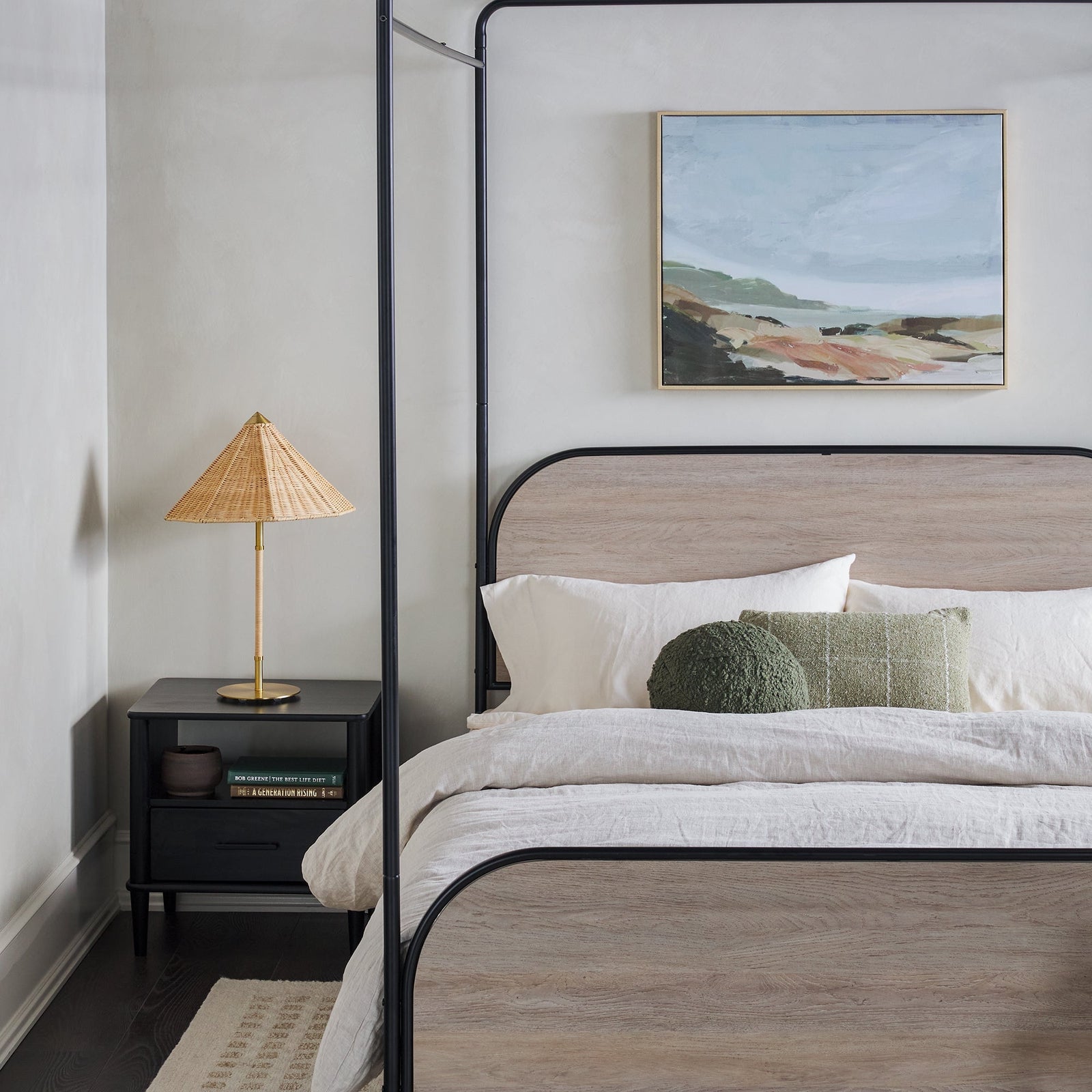 Cama Queen con dosel de madera y metal estilo moderno Metro