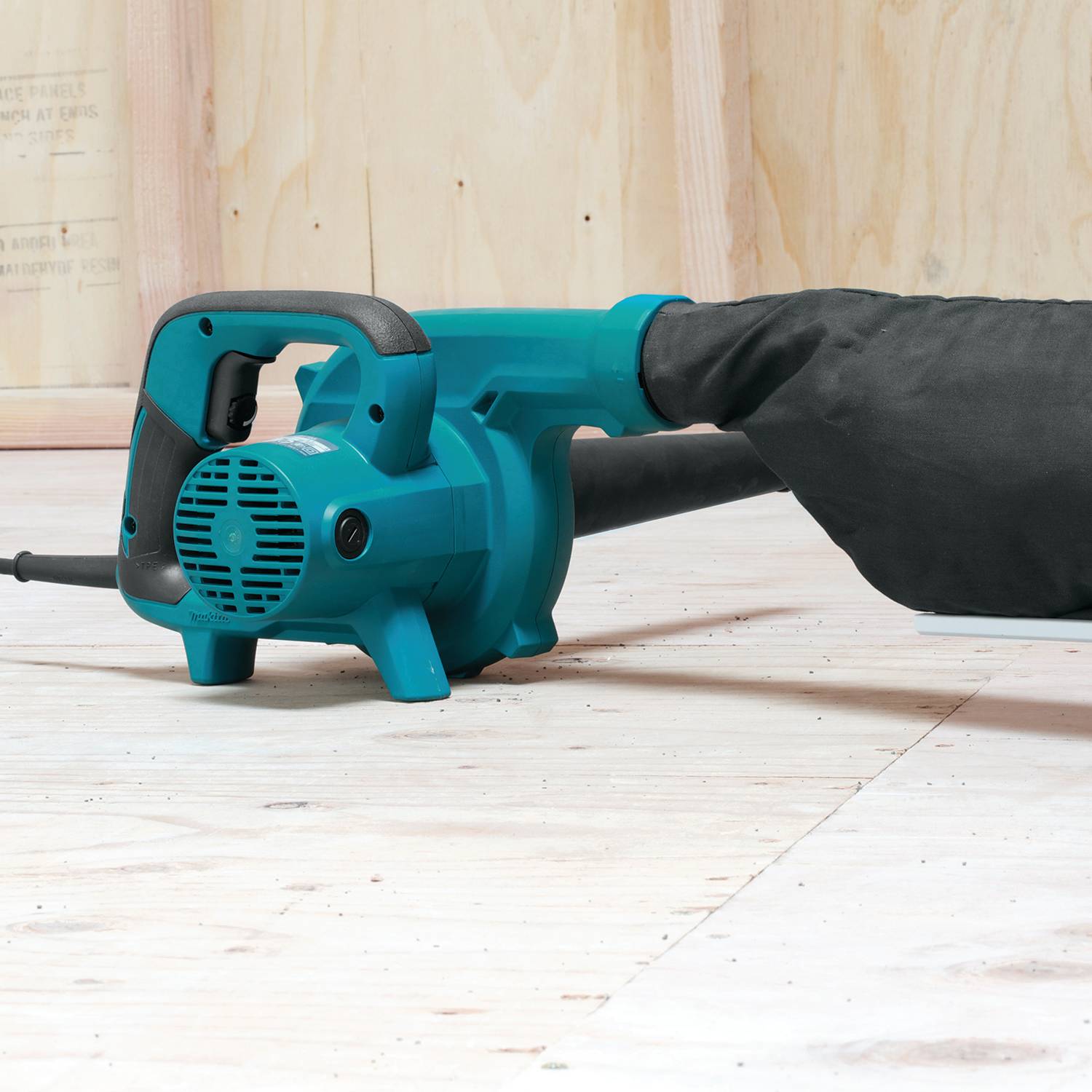 Soplador eléctrico Makita UB1103