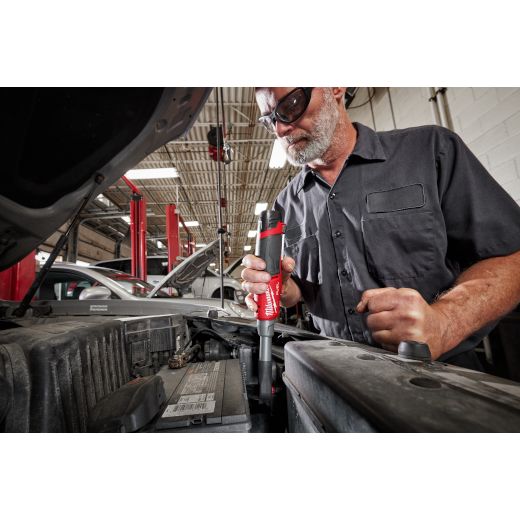 Trinquete de alcance extendido de alta velocidad Milwaukee 2568-20 M12 FUEL™ de 1/4" (solo herramienta)
