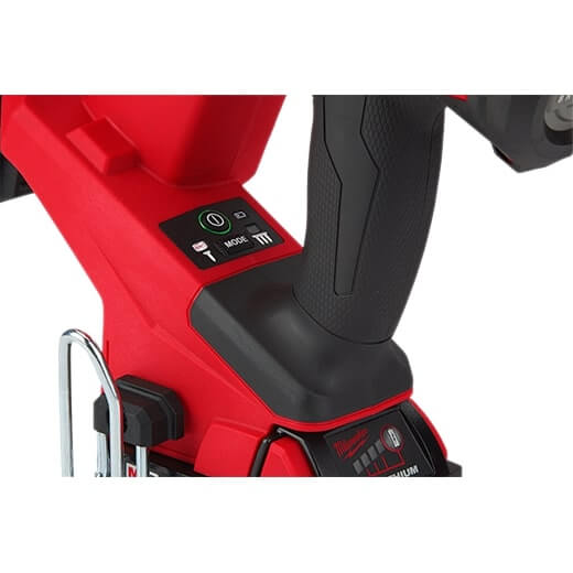 Grapadora Milwaukee 2749-20 M18 FUEL™ calibre 18 de corona estrecha de 1/4
