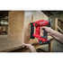 Grapadora Milwaukee 2749-20 M18 FUEL™ calibre 18 de corona estrecha de 1/4" (solo herramienta)