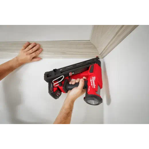 Clavadora de acabado Milwaukee 2839-20 M18 FUEL calibre 15 (solo herramienta)