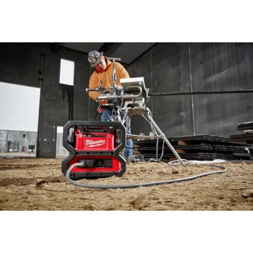 Fuente de alimentación portátil Milwaukee 2845-20 M18™ de 3600 W/1800 W