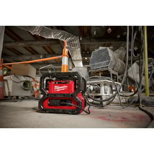 Fuente de alimentación portátil Milwaukee 2845-20 M18™ de 3600 W/1800 W