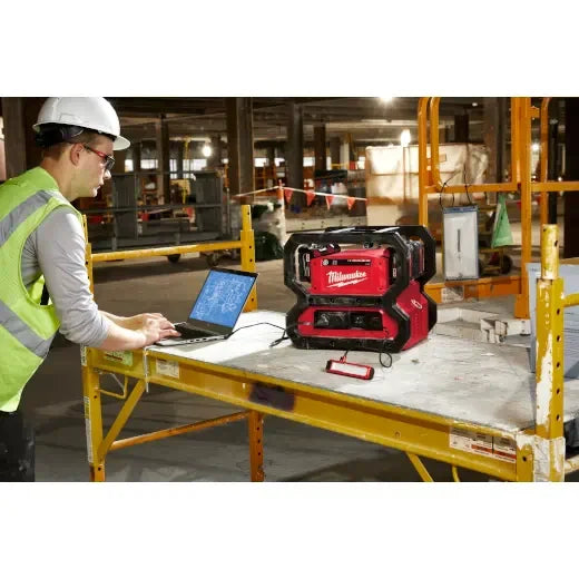 Fuente de alimentación portátil Milwaukee 2845-20 M18™ de 3600 W/1800 W