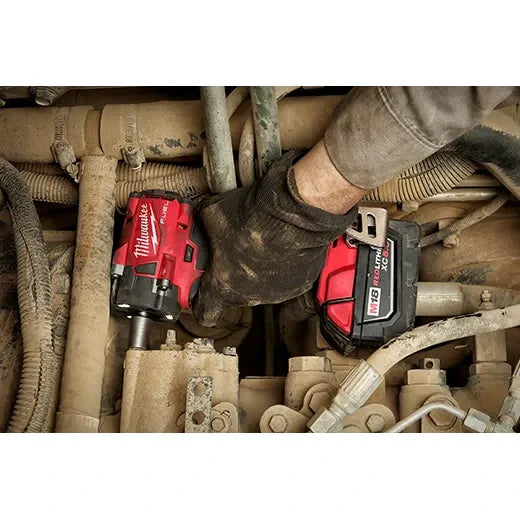 Llave de impacto compacta Milwaukee 2855P-20 M18 FUEL™ de 1/2