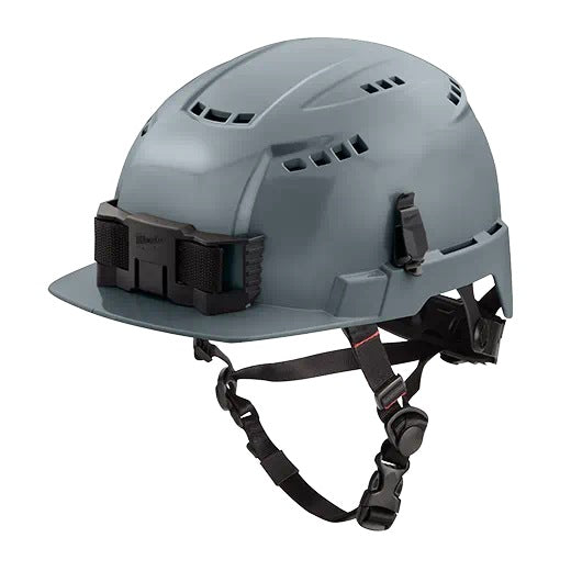 Casco de seguridad Milwaukee con ala frontal, clase C, ventilado (EE. UU.)