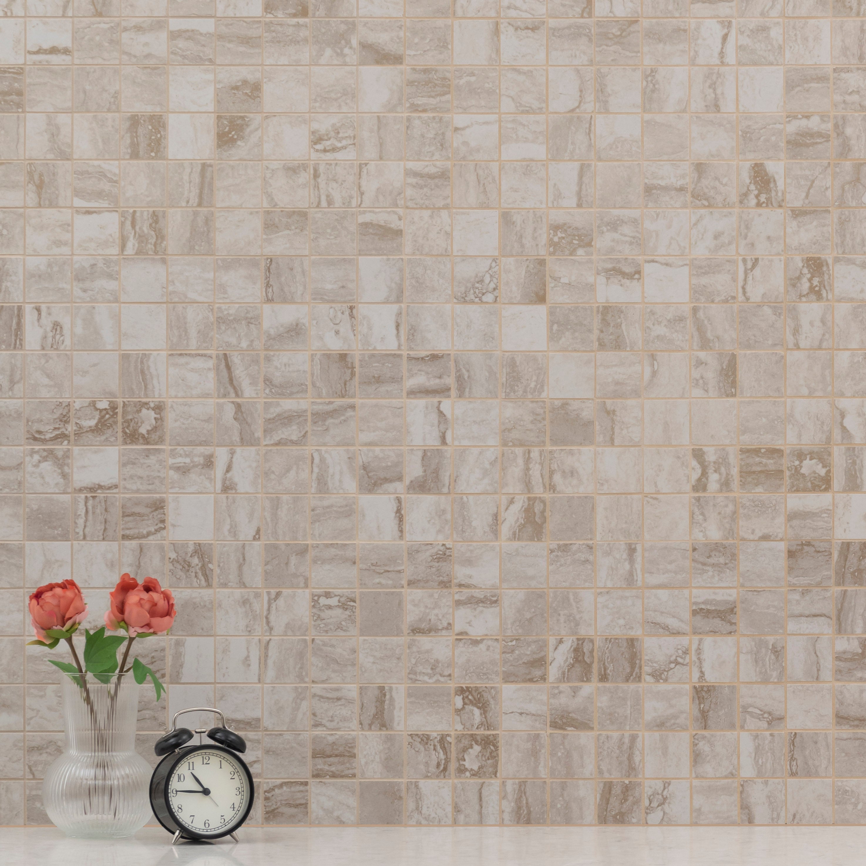 Mosaico Bernini Camo de porcelana mate de 30 x 30 cm con montaje en malla - Colección MSI