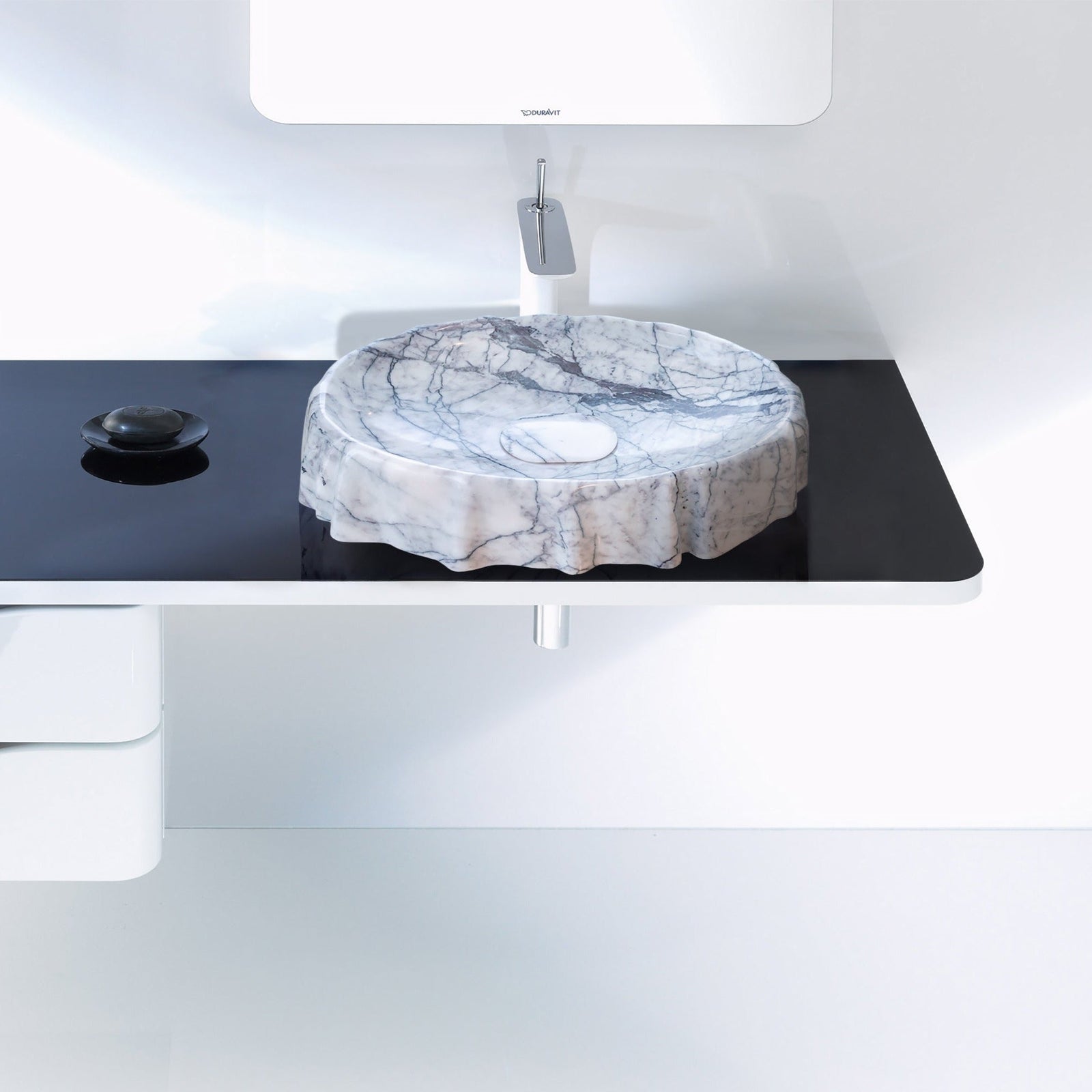 Lavabo sobre lavabo de baño de mármol pulido de diseñador de Nueva York