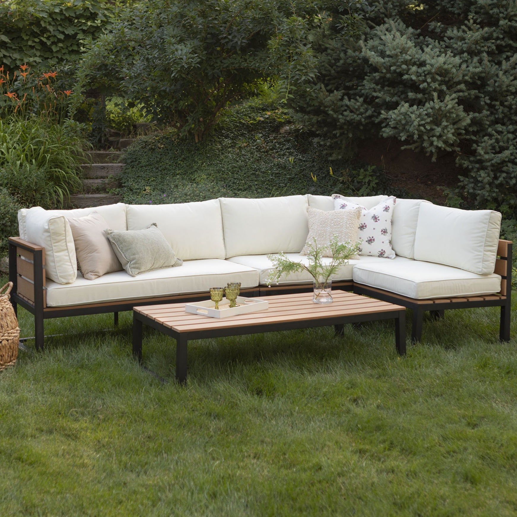 Juego de muebles de exterior para patio Jane de 4 piezas con cojines