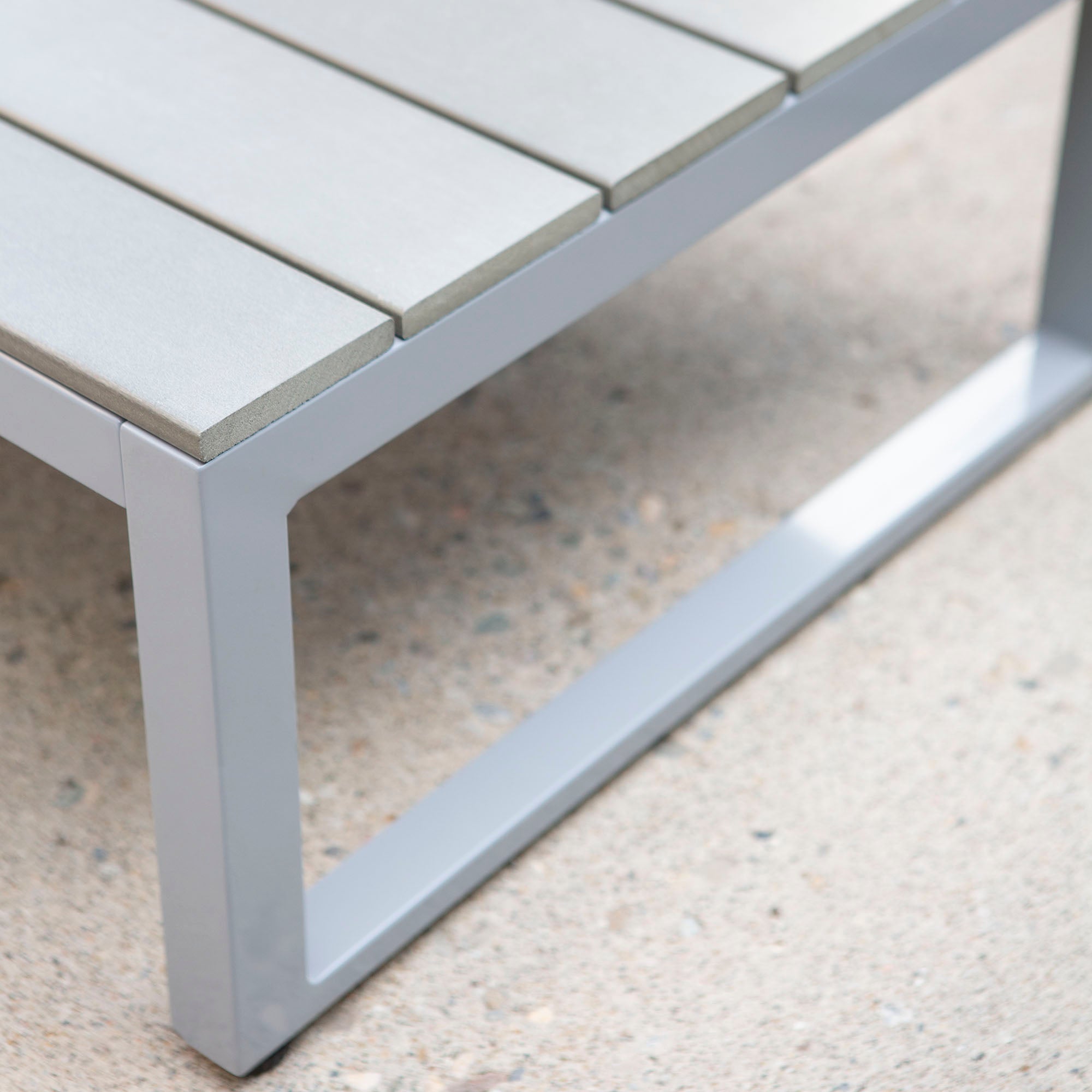 Juego de muebles de exterior para patio Jane de 4 piezas con cojines