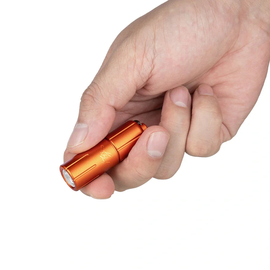 Linterna EDC con llavero de color naranja calabaza OLIGHT ITHXPKNOG iTHX
