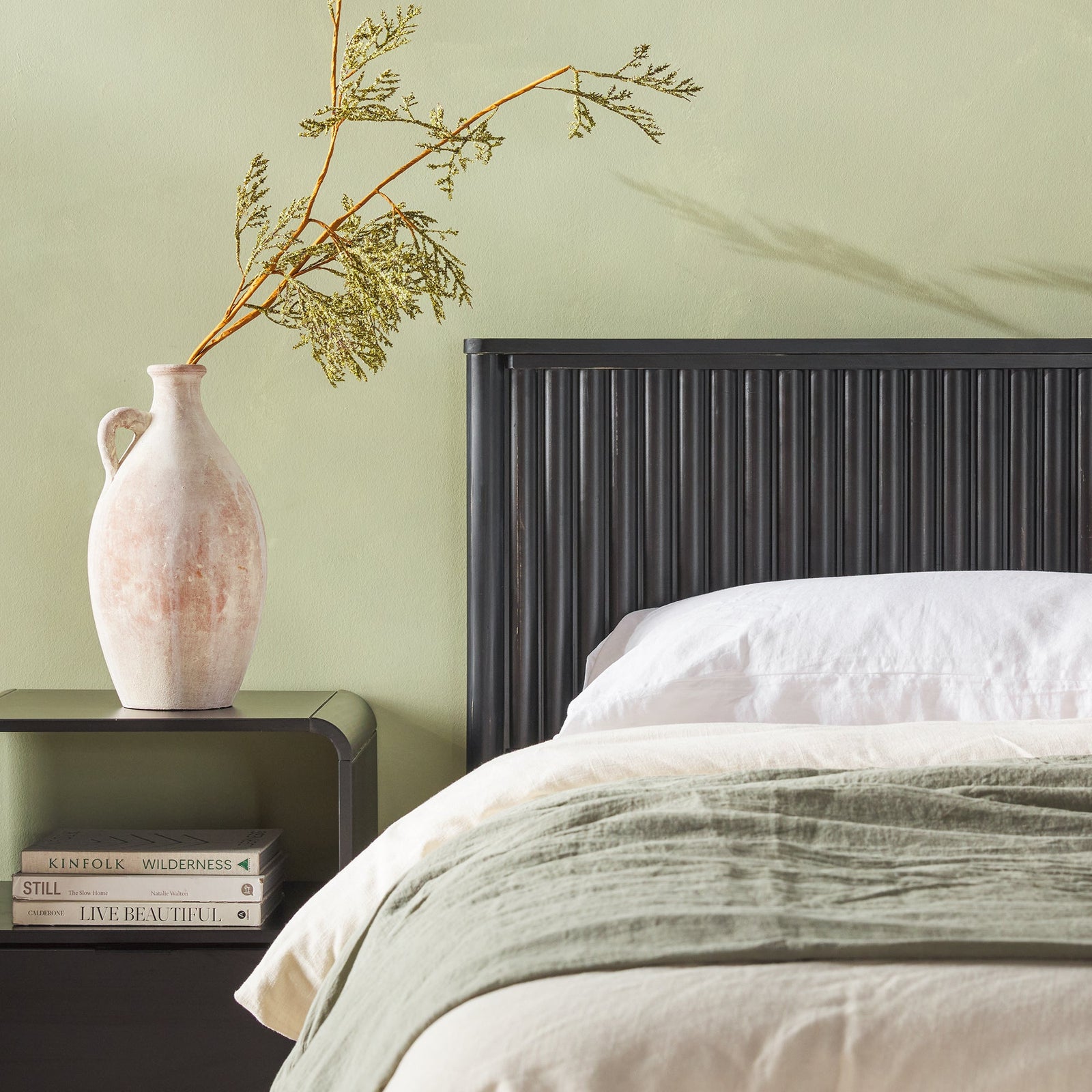 Cabecero de cama de madera maciza con diseño contemporáneo de París