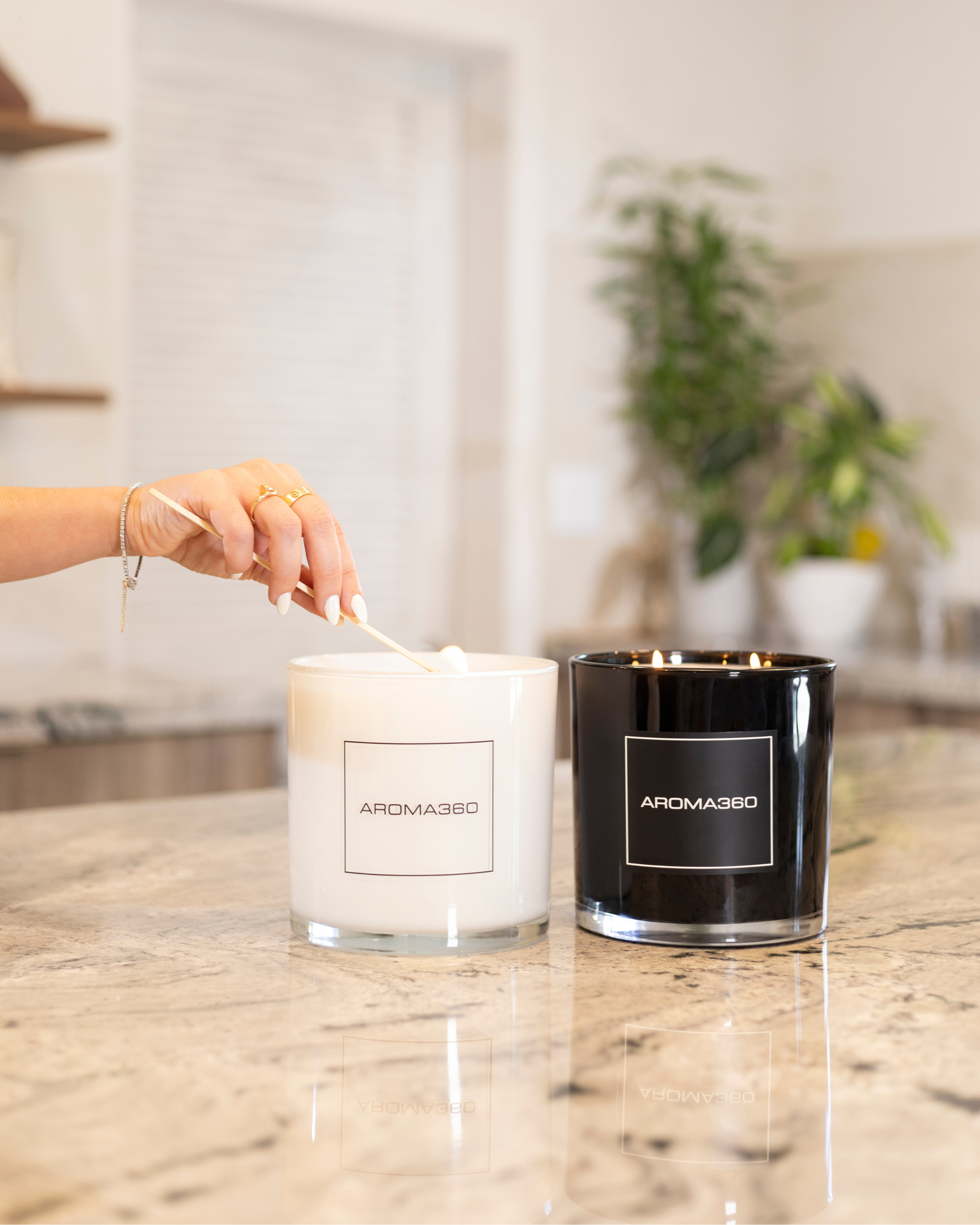 Midnight in Paris 4-Wick Candle Pure Luxury Fragrance