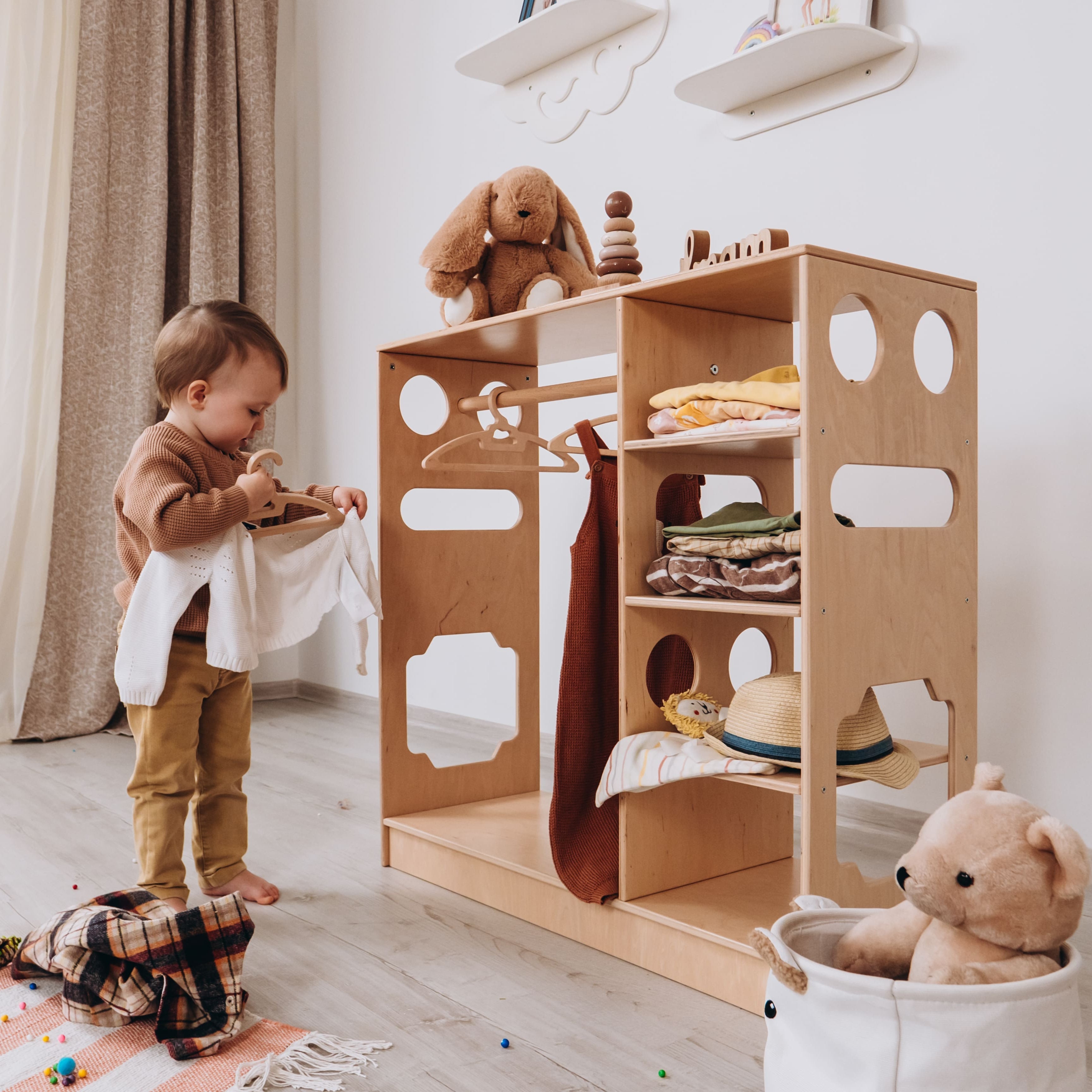 Armario Montessori