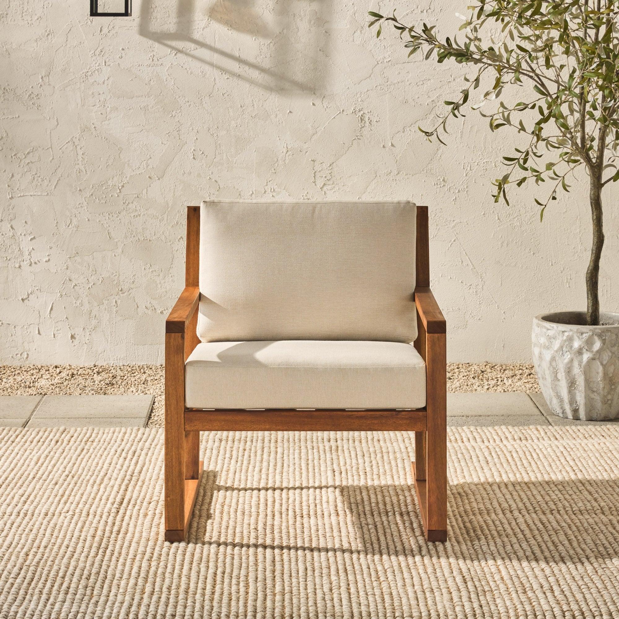 Sillón moderno de madera maciza para exterior Prenton