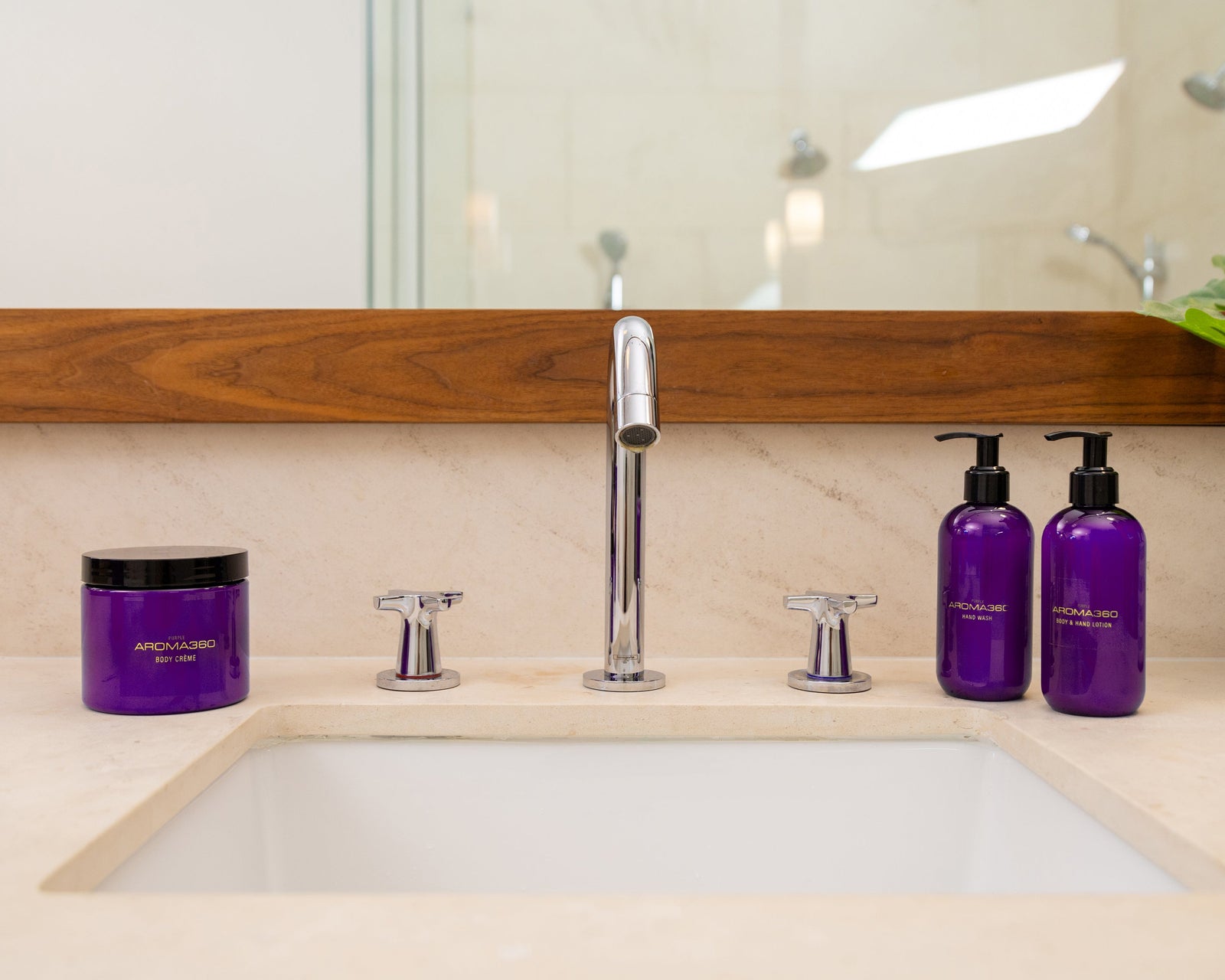 Purple Body Crème Pure Luxury Fragrance