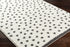 Alfombra de felpa con puntos blancos y negros Chaia