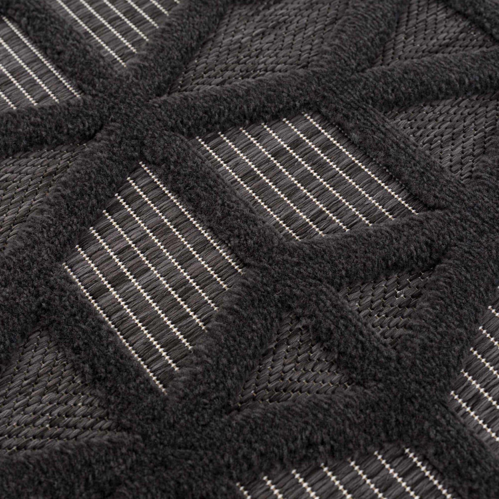 Alfombra de exterior negra Nuri
