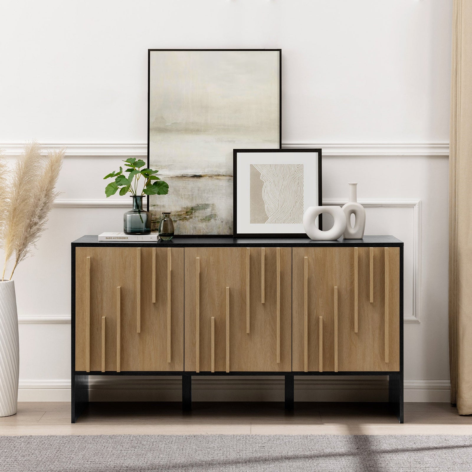 Aparador/soporte para TV con puertas detalladas de madera contemporánea Silas