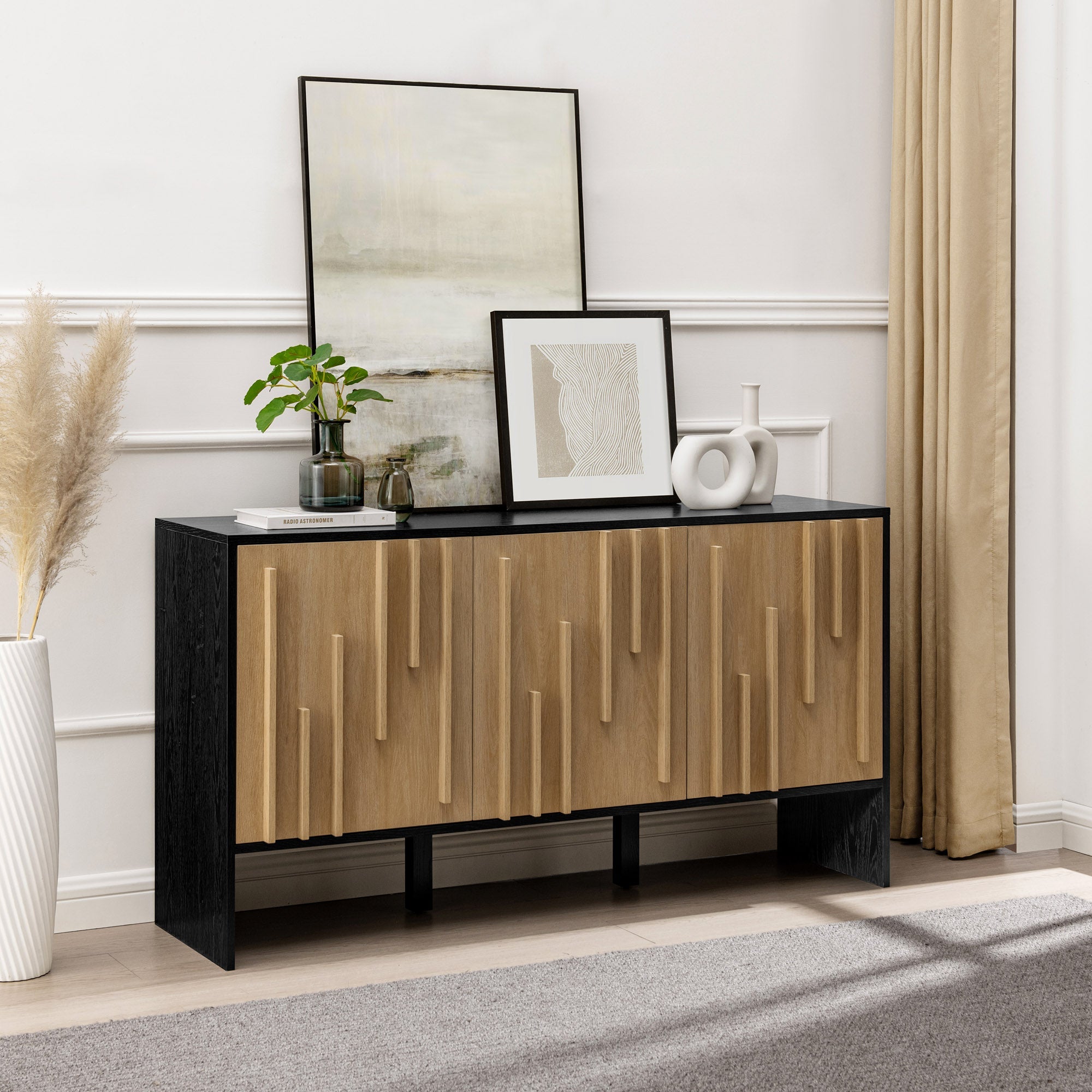 Aparador/soporte para TV con puertas detalladas de madera contemporánea Silas