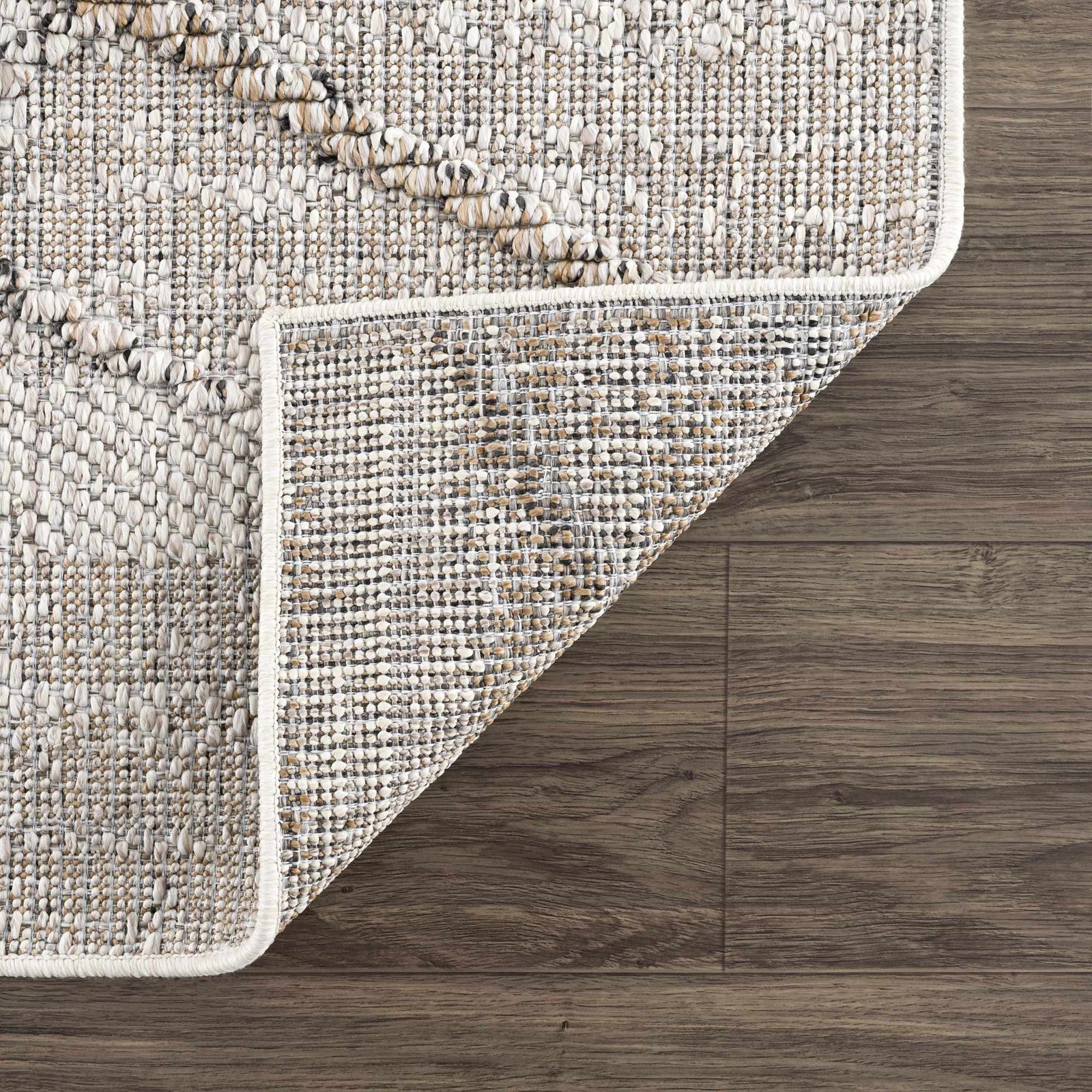 Alfombra texturizada de alto rendimiento Baqer Bone & Tan - Liquidación