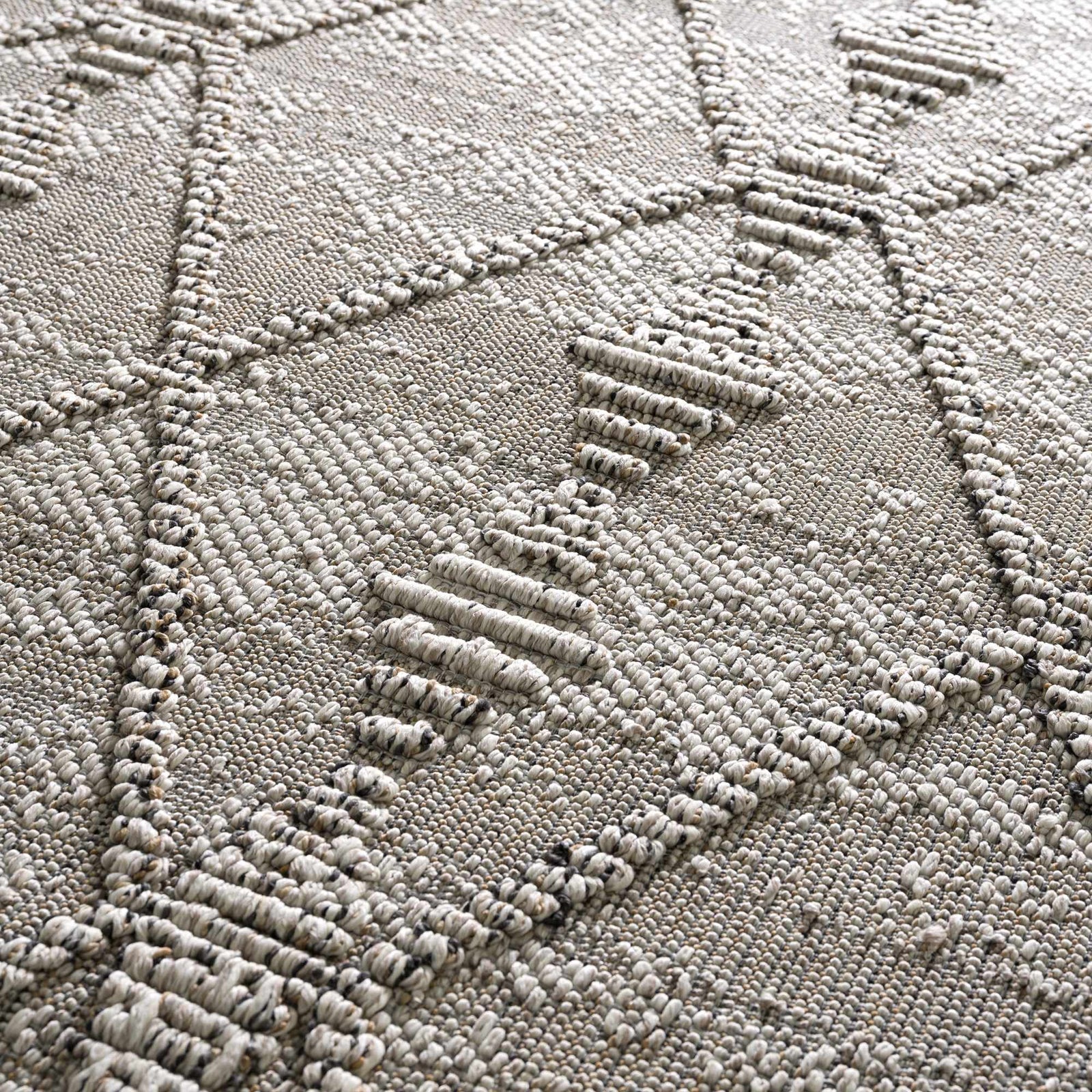 Alfombra Nyla Bone para interior y exterior - Liquidación 2x3