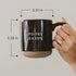 Taza de café de cerámica negra de 14 oz. Temporada espeluznante