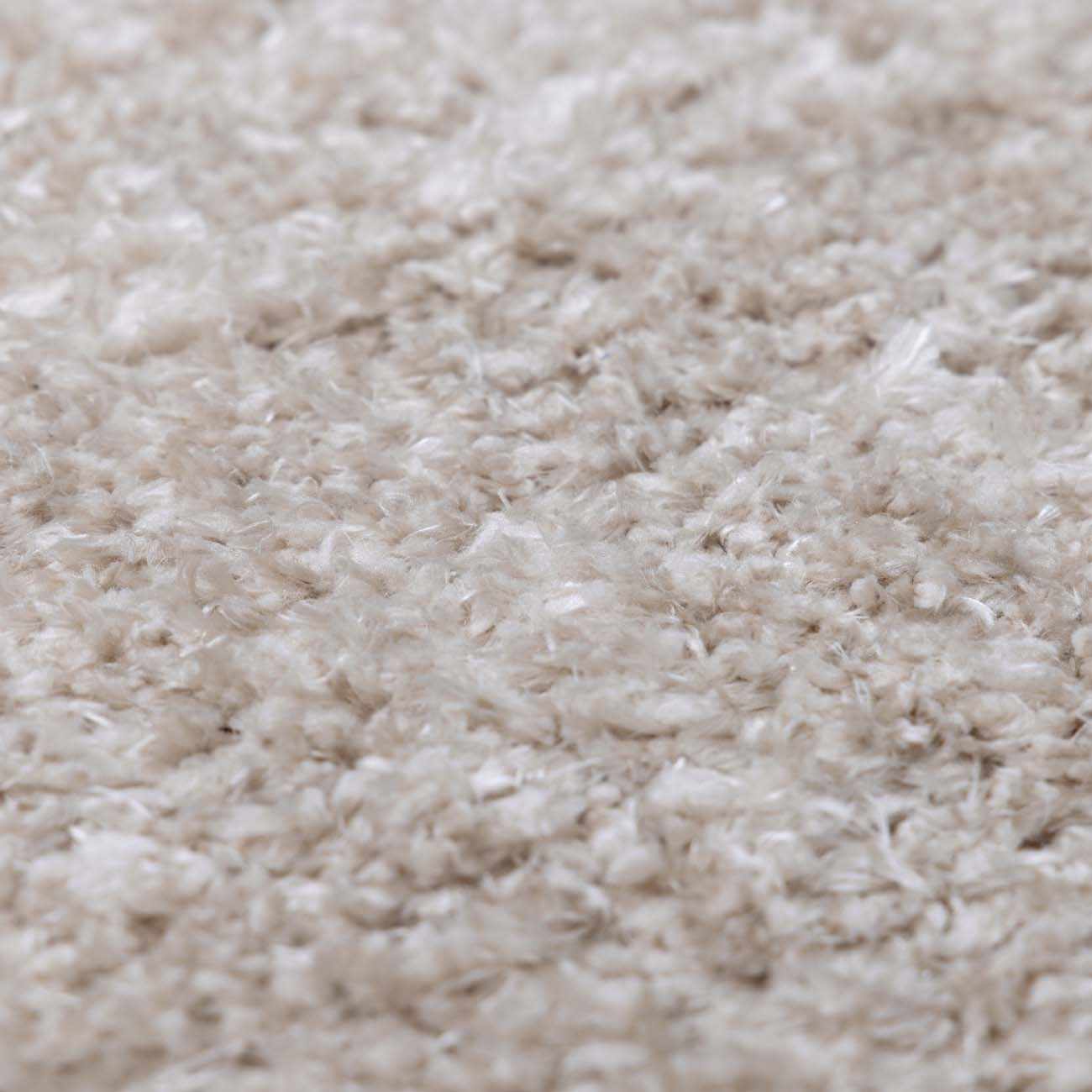 Alfombra peluda de color avena sólida Siari