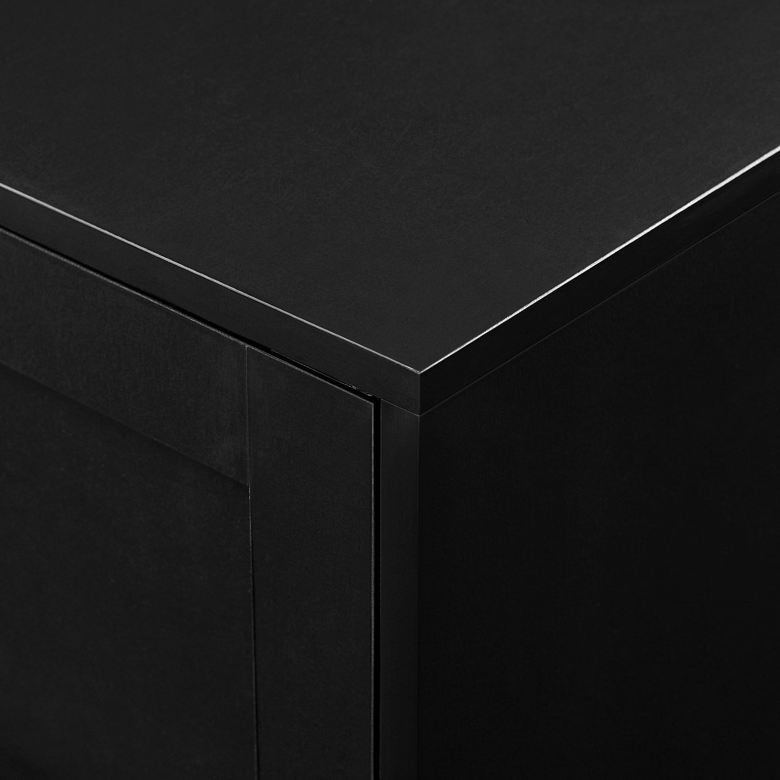 Mueble de TV moderno Tromso de 2 puertas para televisores de hasta 65”