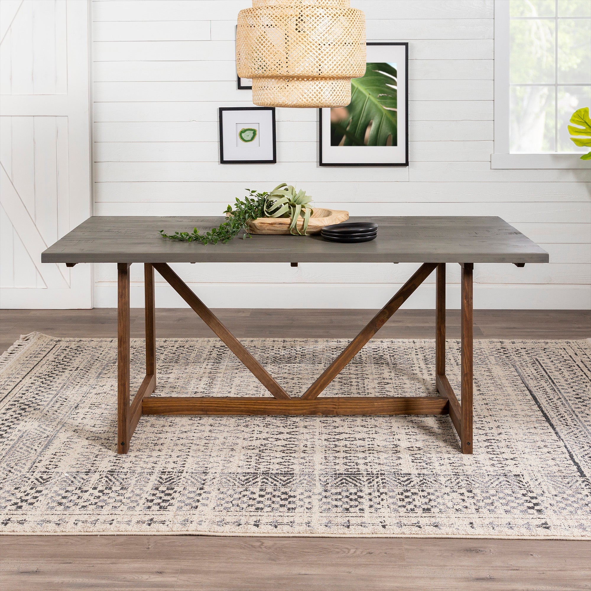 Mesa de comedor con caballete de madera maciza Brennan