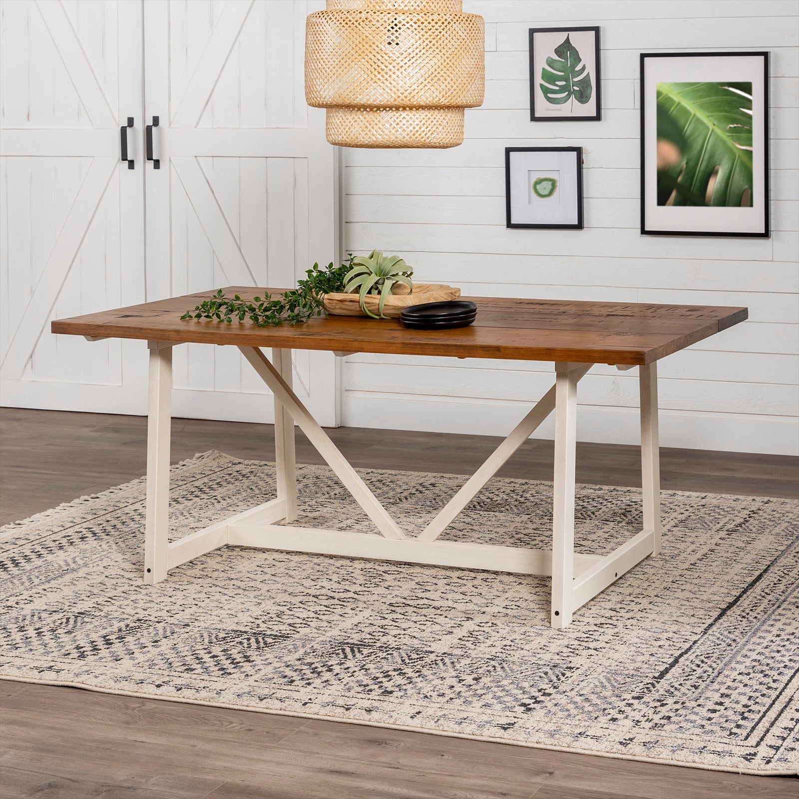 Mesa de comedor con caballete de madera maciza Brennan