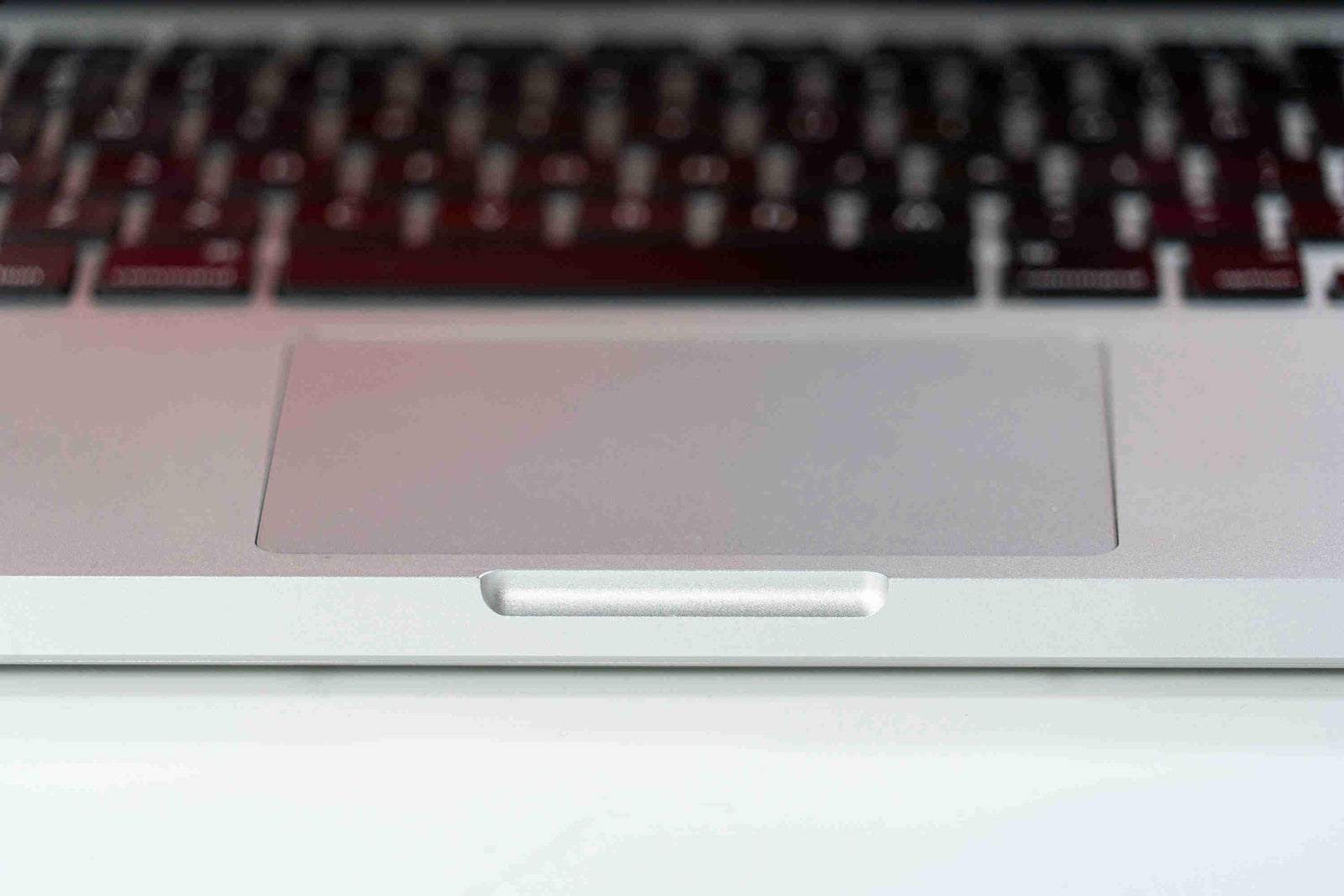 Apple MacBook Pro (13-inch Mid 2012) 2.5 GHz I5-3210M 8GB RAM 2TB SSD (Silver)