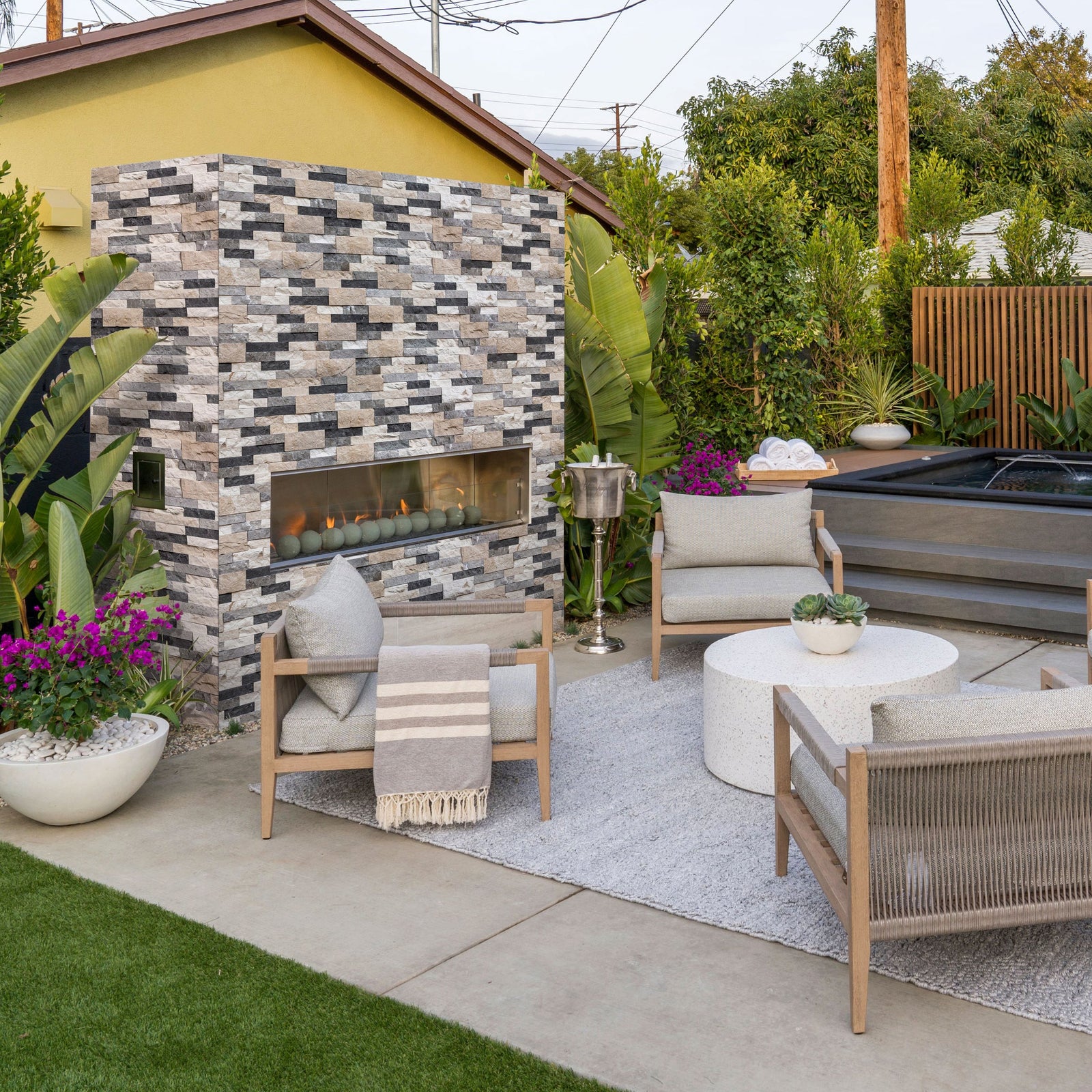 Tundra Gray Mix Ledger 3D Panel 6