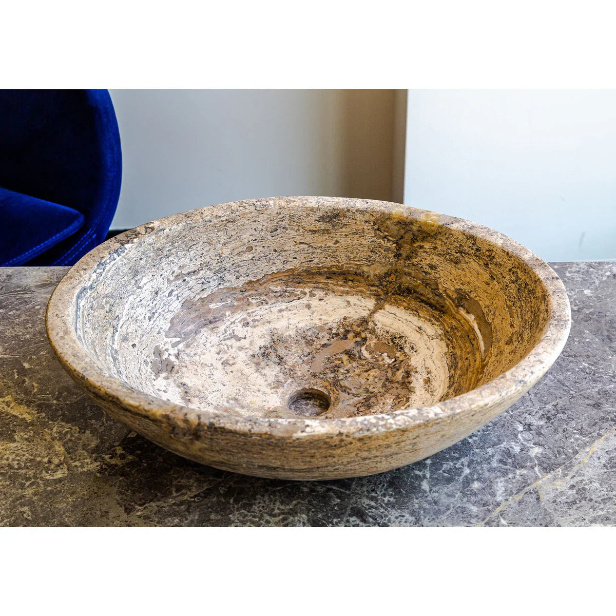 Lavabo ovalado sobre tocador de piedra natural travertino de Valencia (ancho) 16" (largo) 21" (alto) 6"