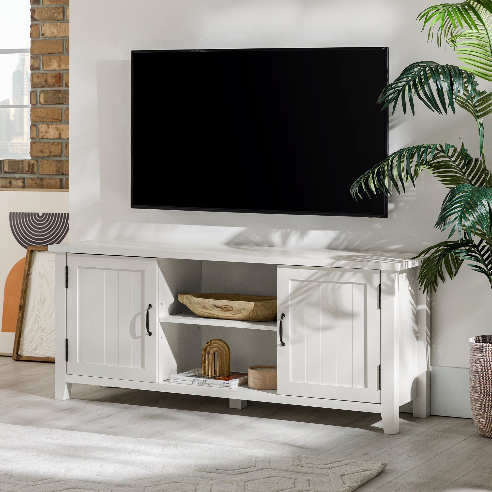 Mueble de TV de 2 puertas con ranuras moderno de 58" de estilo rústico