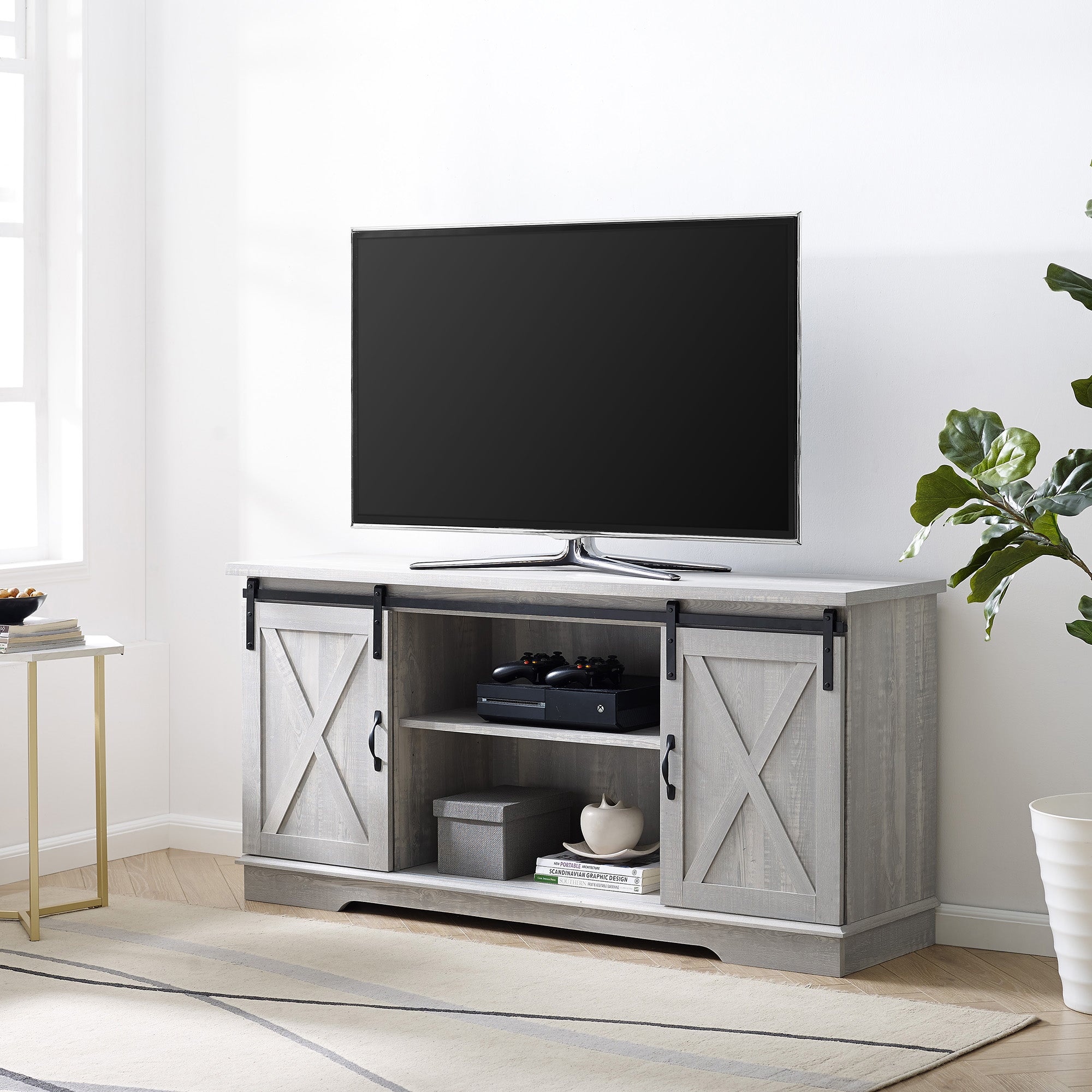 Soporte para TV con puerta corrediza de granero de 58"
