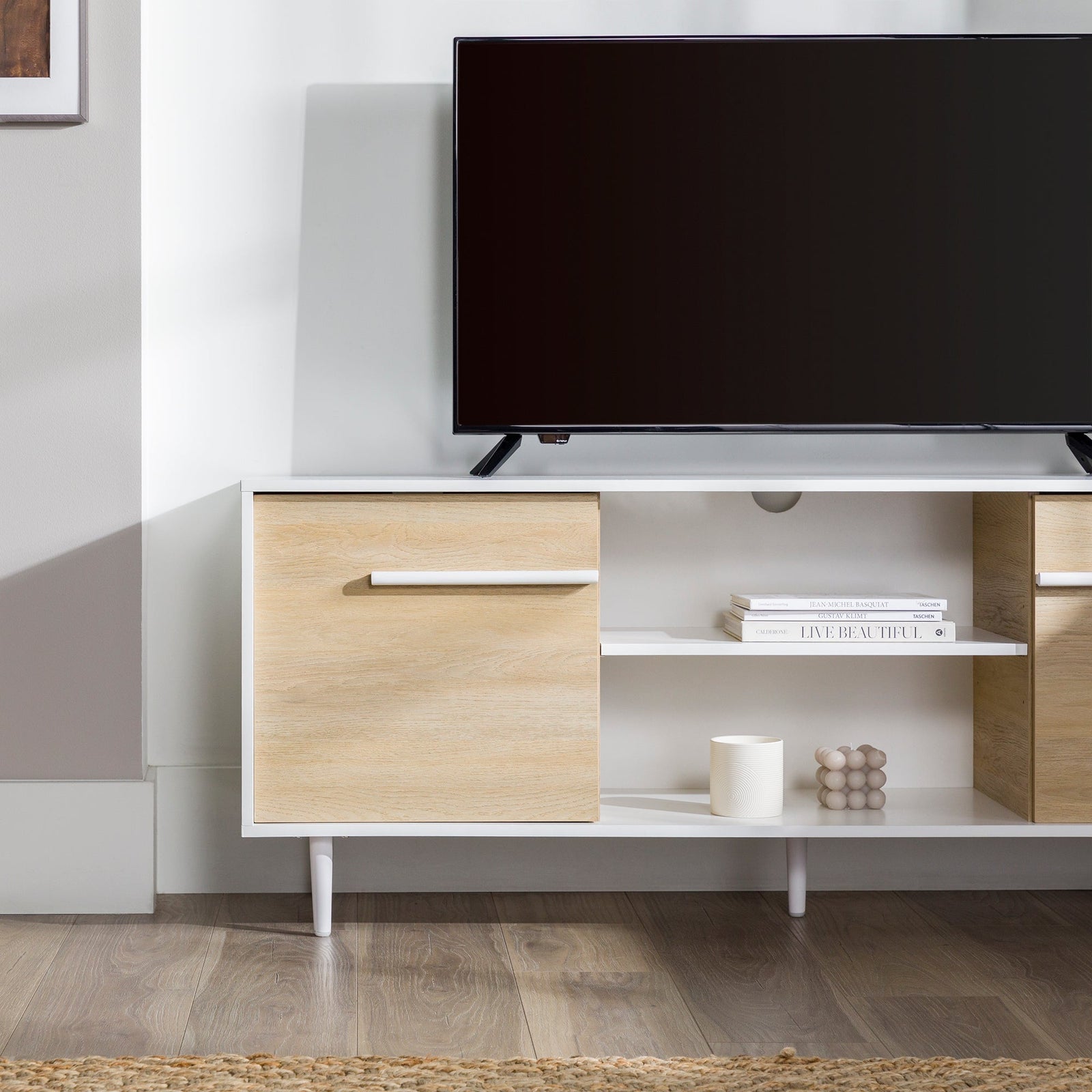 Consola multimedia moderna de 2 puertas y 60