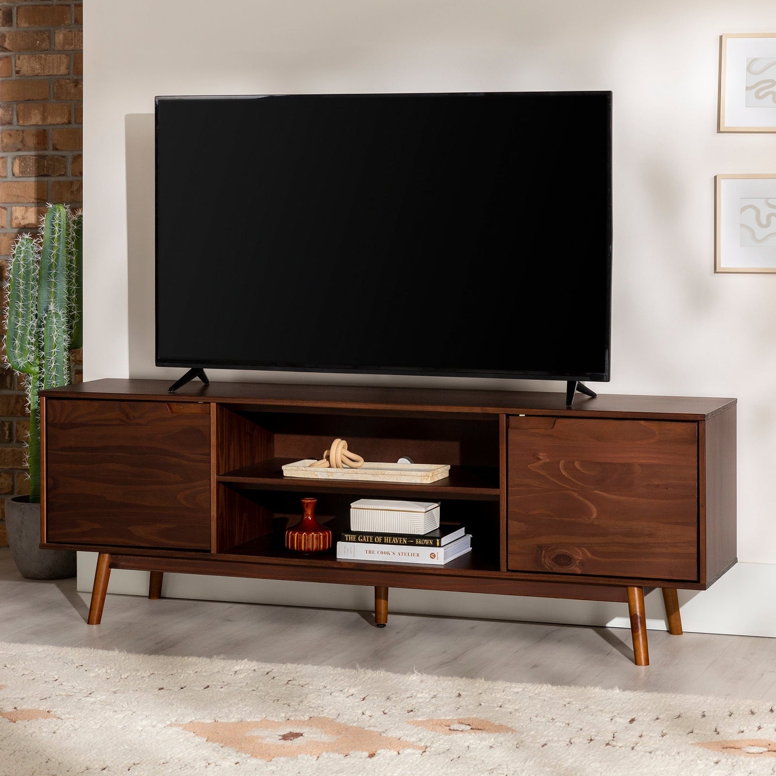 Mueble de TV de madera maciza Sloane Adair