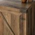 Mueble de TV con puerta de granero