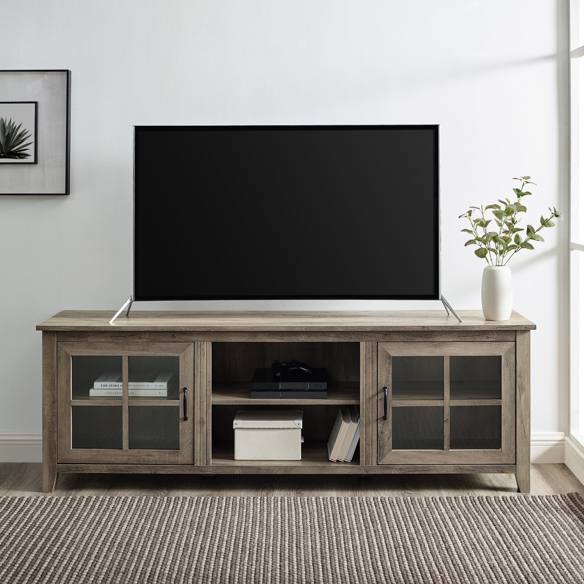 Mueble de TV de madera con dos puertas y ventana de 70" de estilo rústico