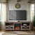 Mueble de TV con chimenea rústica de 70" de Farmhouse Abilene