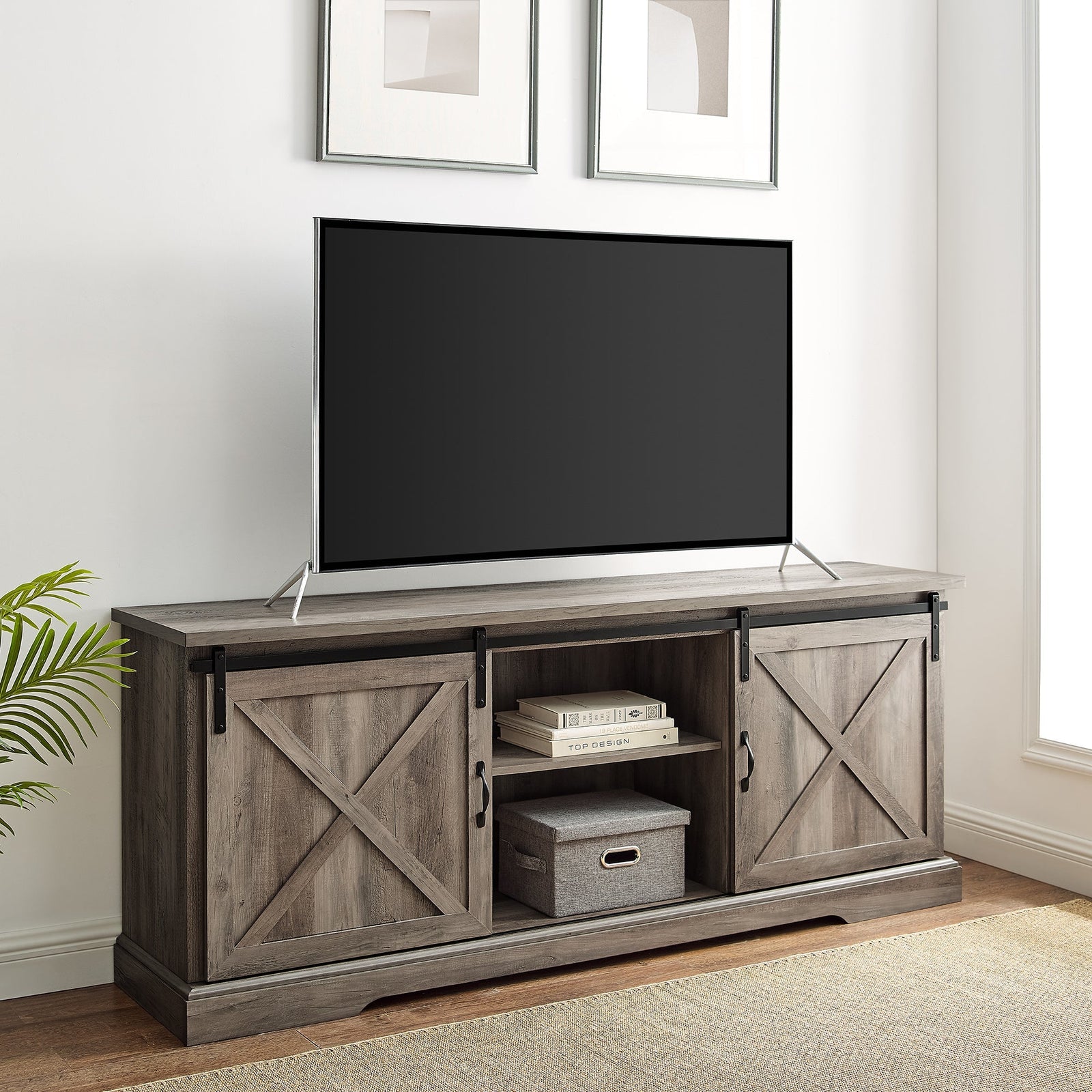 Consola de TV con puerta corrediza de granero de 70