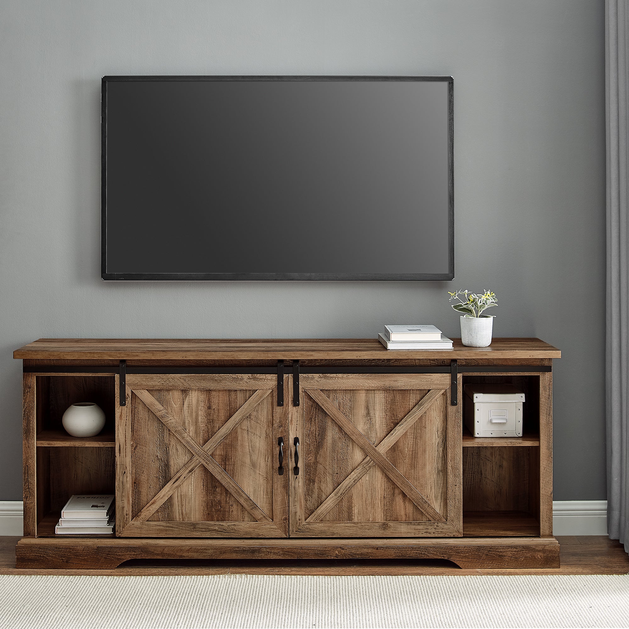 Consola de TV con puerta corrediza de granero de 70"