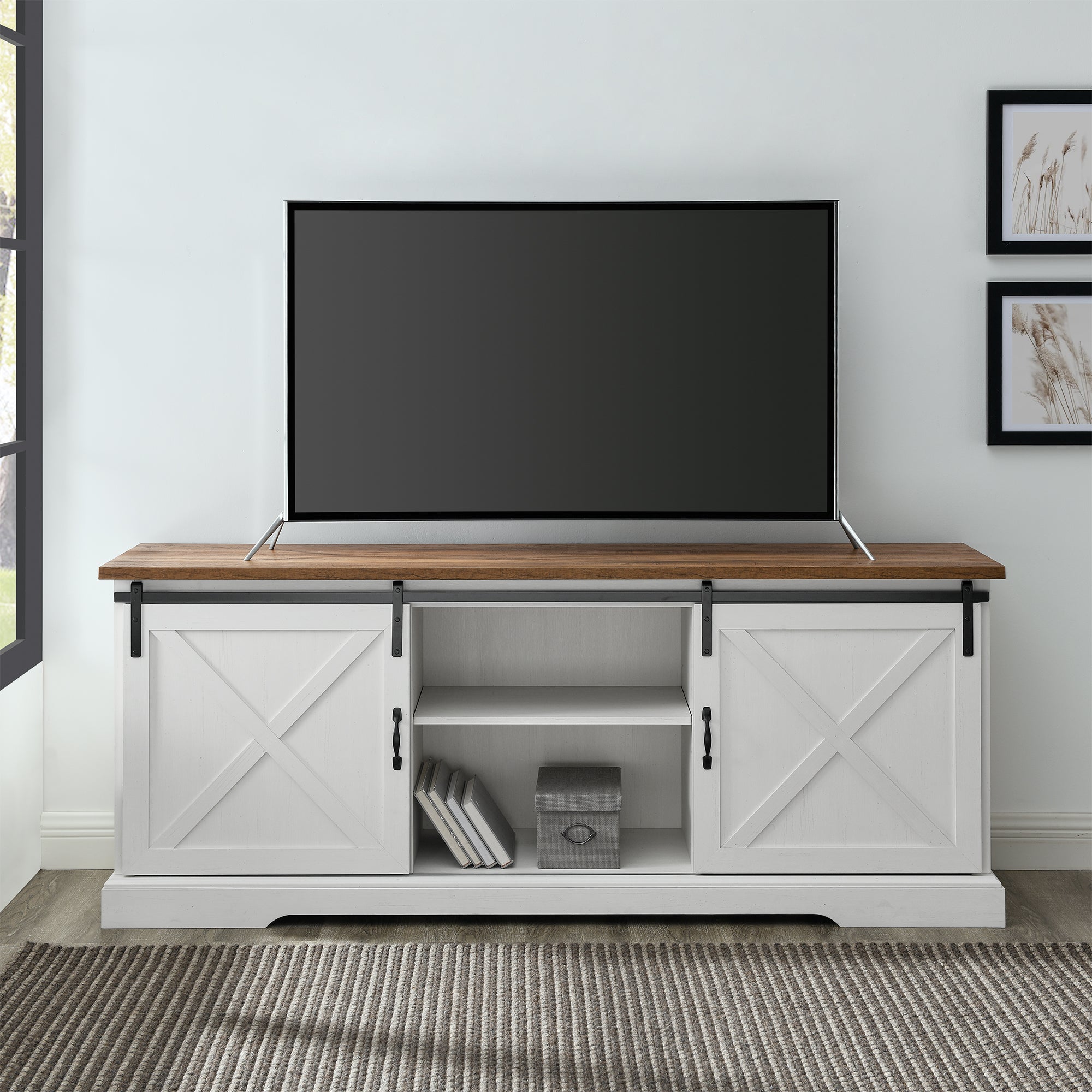 Consola de TV con puerta corrediza de granero de 70"