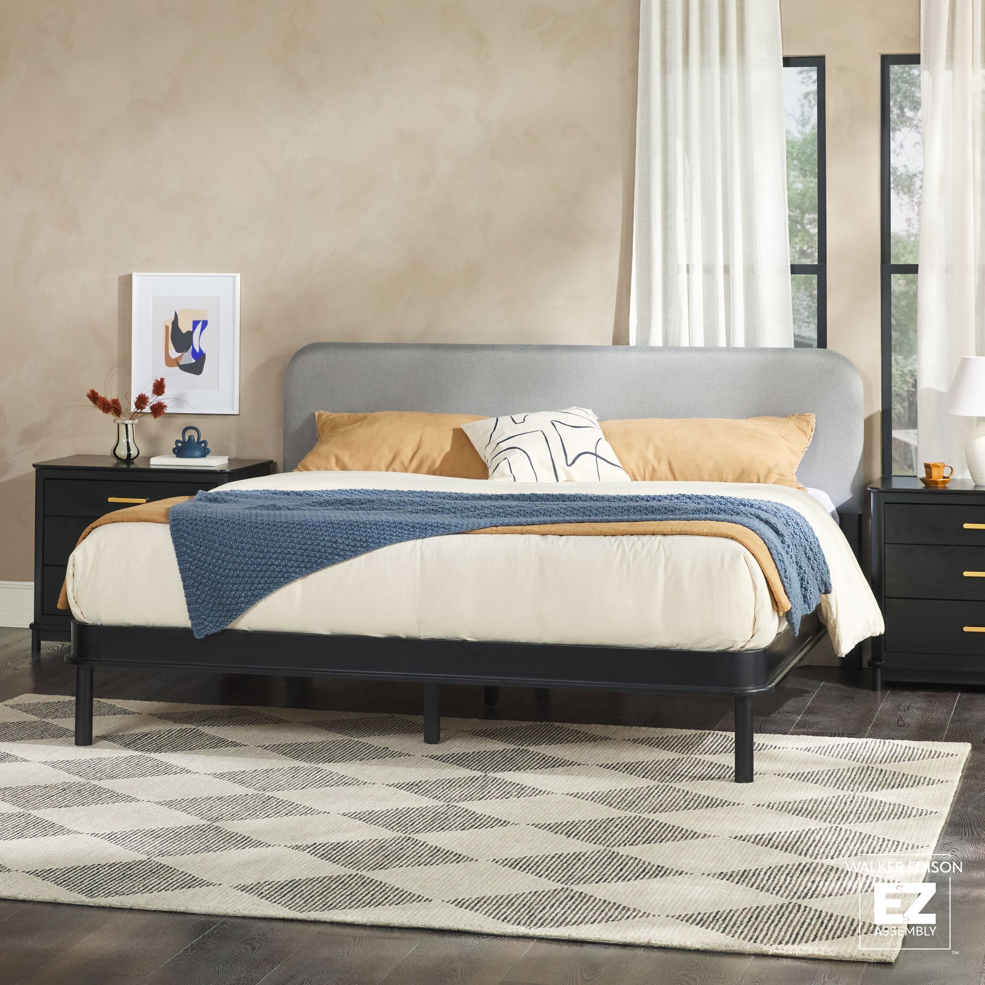 Cabecero tapizado contemporáneo Annette con estructura de cama de madera curva
